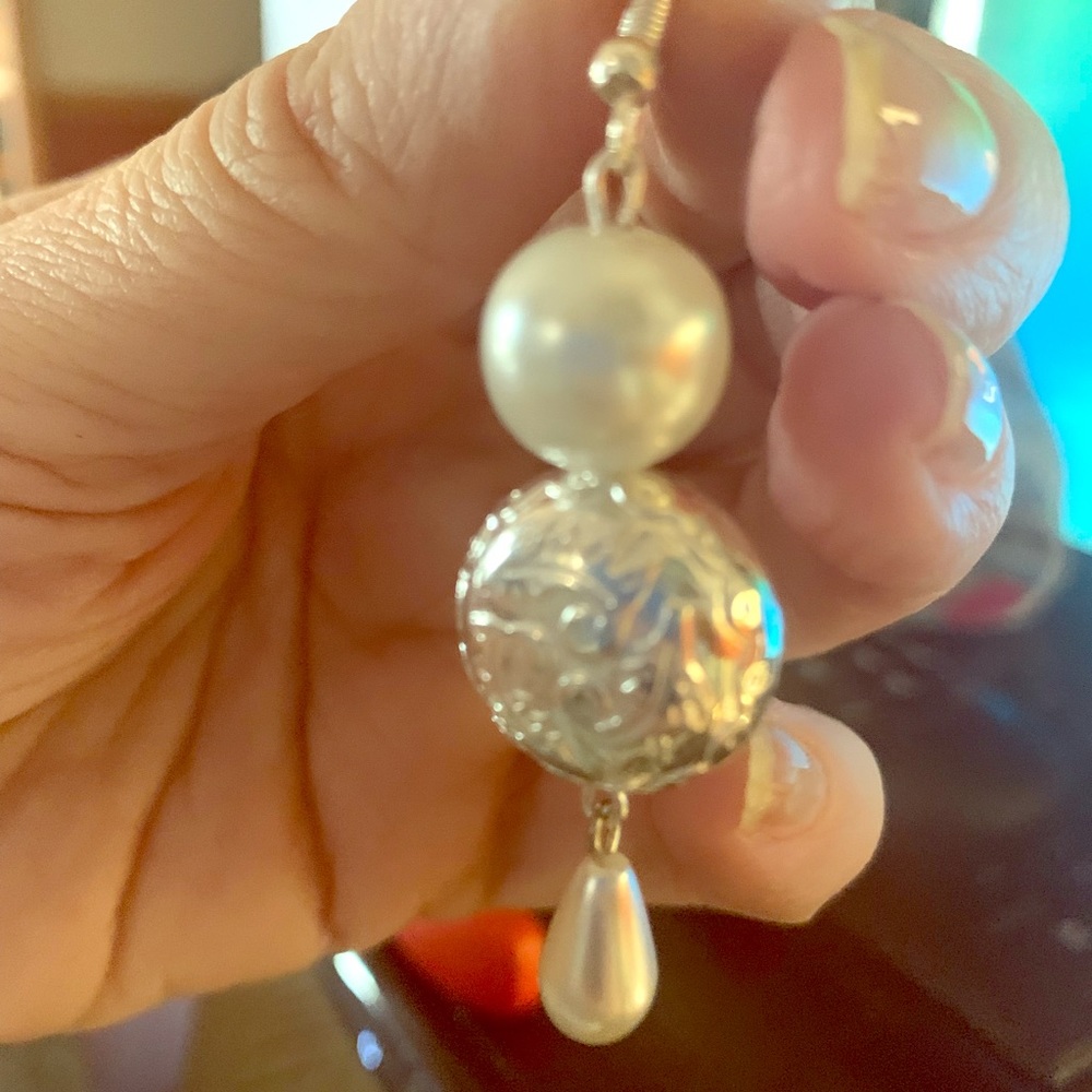 Lovely pearl earrings